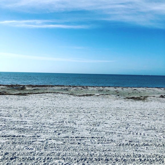 Meet your Posher, Brittny - Picture 1 of 1